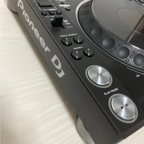 Pioneer CDJ 2000 NSX2 - Picture 9 of 10